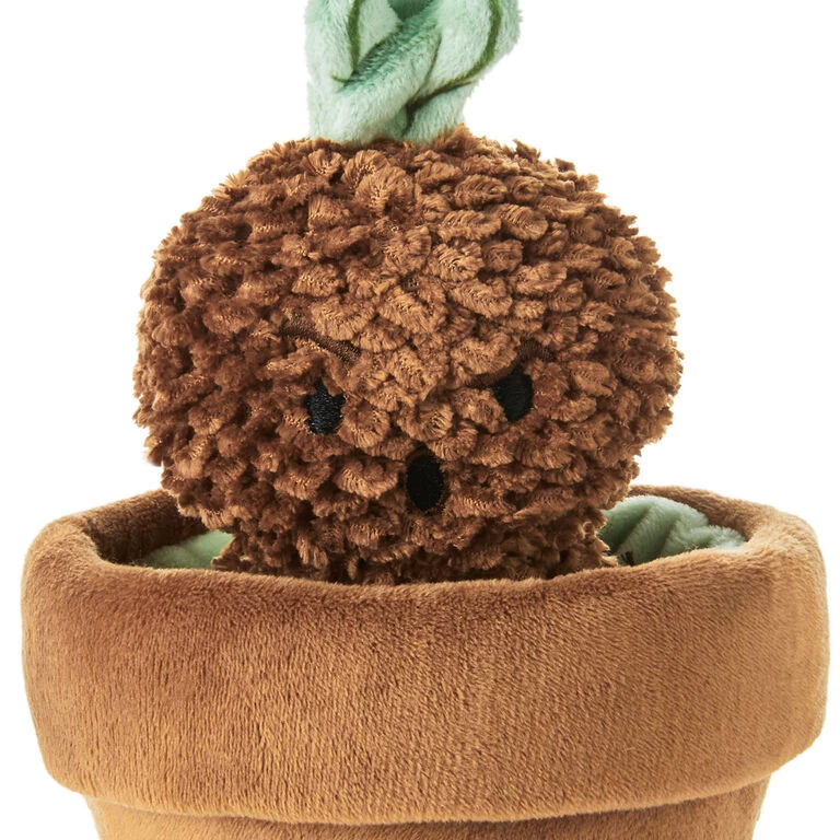 Hallmark Itty Bittys® Harry Potter™ Mandrake™ Plush With Sound - Image 4