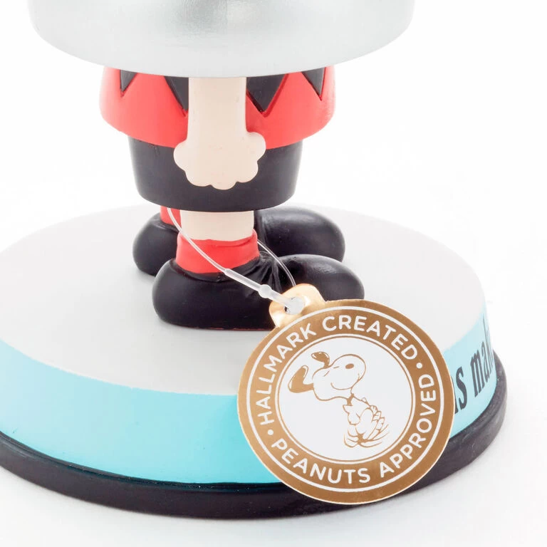 Hallmark PeanutsĀ® Charlie Brown Big Dreams Snow Globe - Image 4